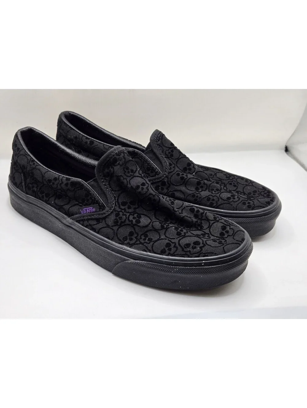 Vans Classic Slip On Flocked Skulls Black Velvet Purple Logo Men's Skate 6.5